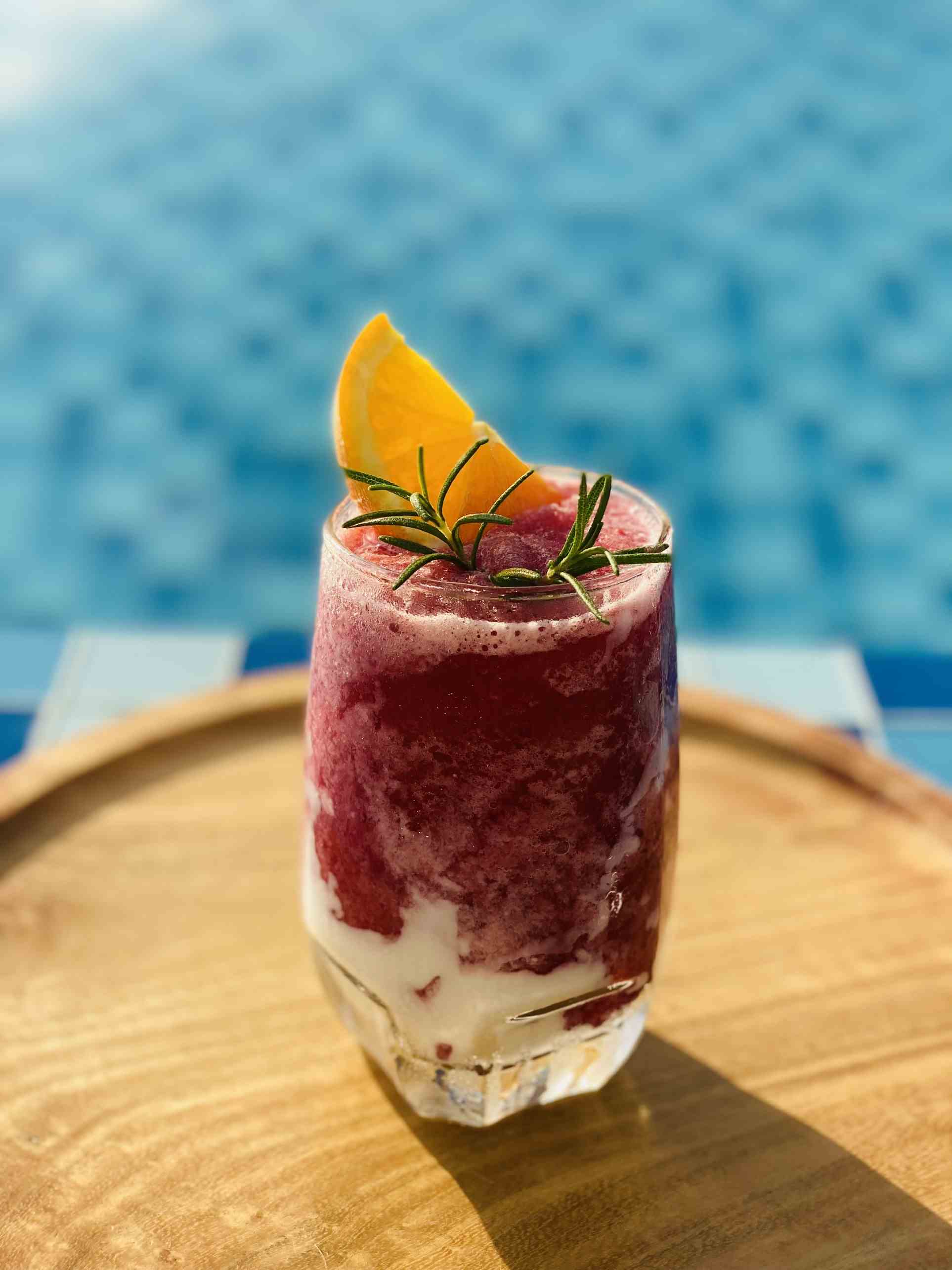 Yogurt Phúc Bồn Tử